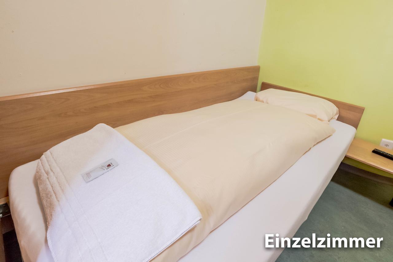 Hotel & Backpackers Zak Schaffhausen Eksteriør bilde